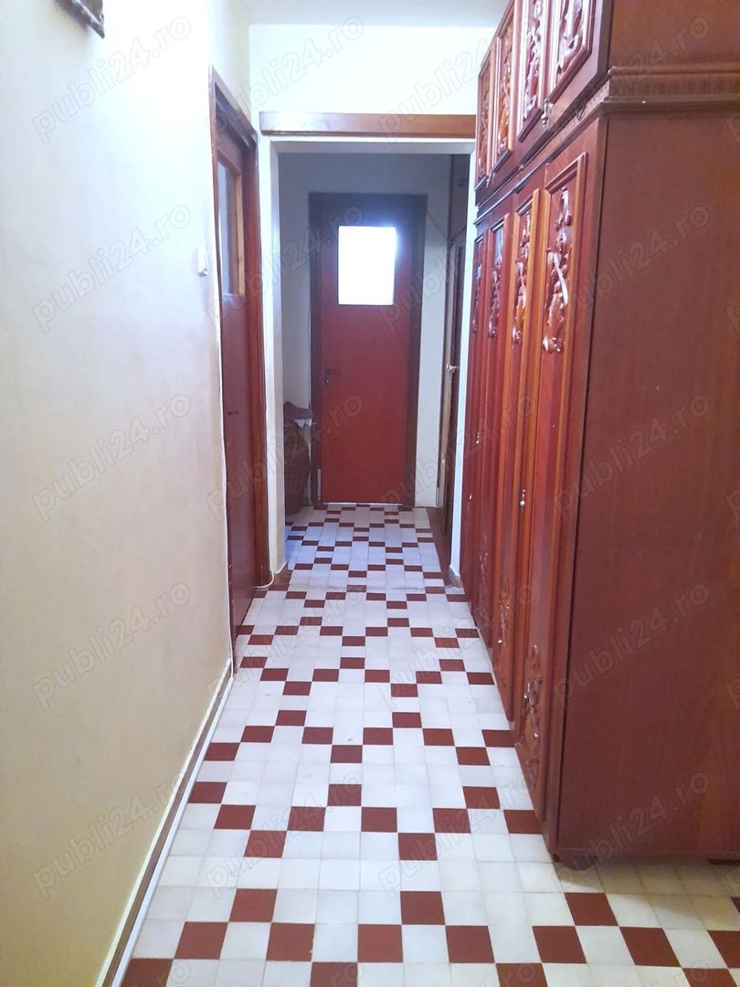 De vanzare apartament 4 camere Drumul Taberei - Poză 6