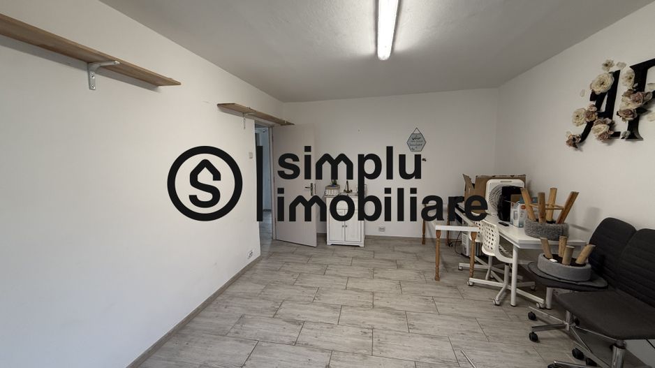 Spatiu Comercial, parter, Sarari - 115 000 Euro - Poză 1