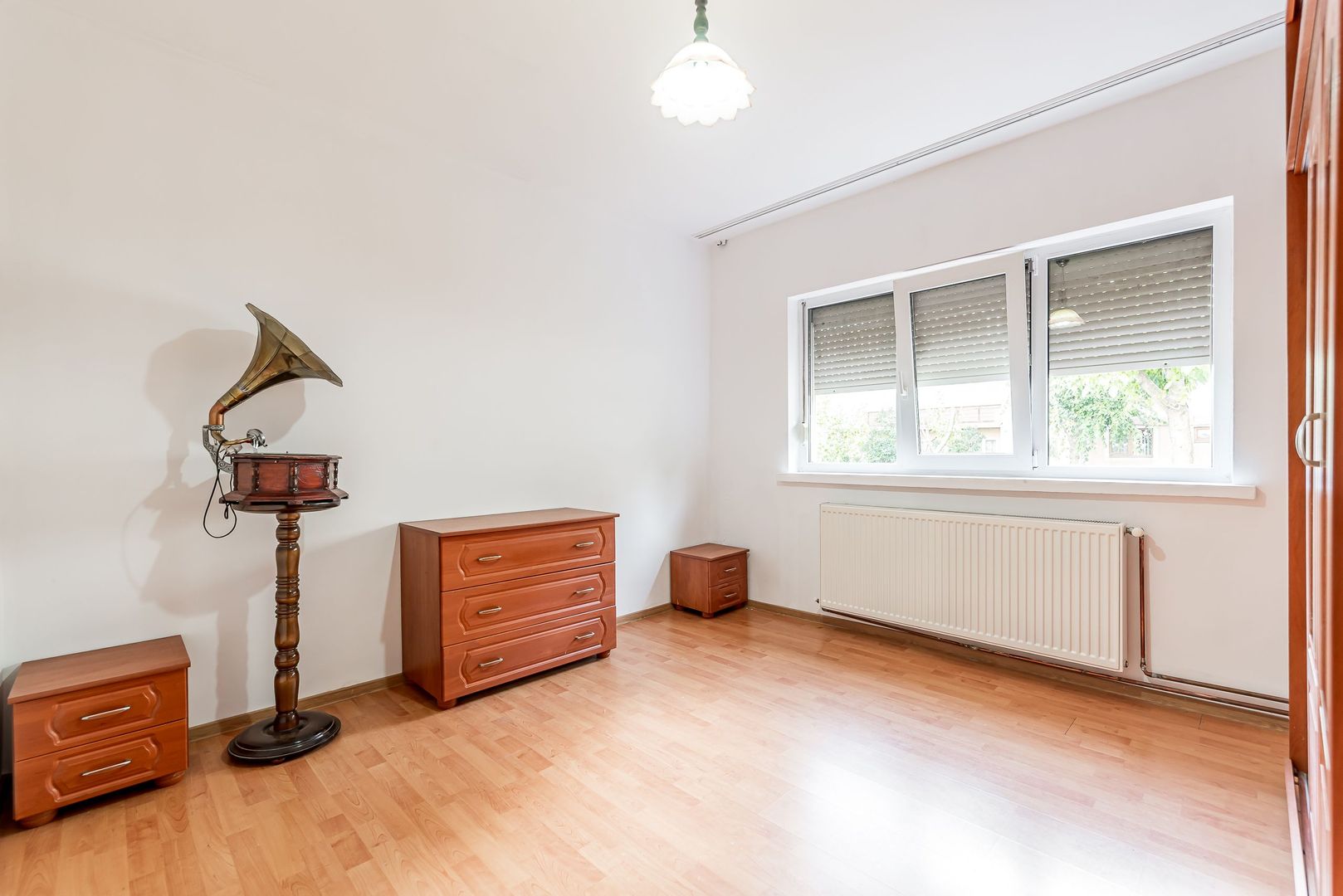 Apartament 4 camere la parter, acces direct din stradă in Micalaca - Poză 5