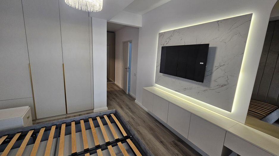 NOU ! PRIMA INCHIRIERE Apart 3 cam cu terasa 8 mp +loc de parcare - Poză 11