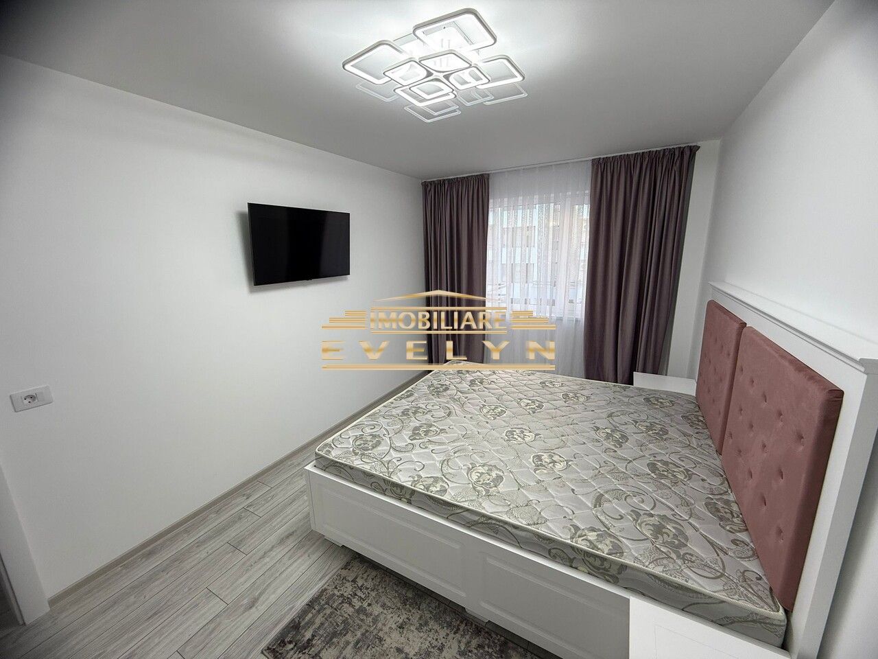 Inchiriere apartament 2 camere – Bloc nou, Zona Piața Mare (Războieni) - Poză 4