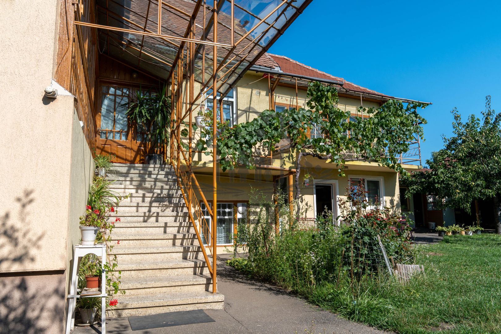 Se vinde casă single / 950 mp teren / Sibiu Str. Ecaterina Teodoroiu - Poză 4