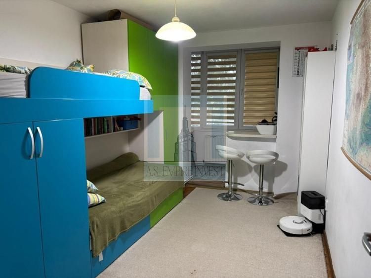 Apartament 4 camere mobilat/utilat-zona Centrul Civic - Poză 4