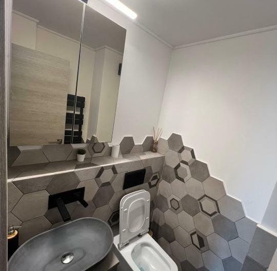 Inchiriez apartament 3 camere Octavian Goga, loc parcare inclus - Poză 12