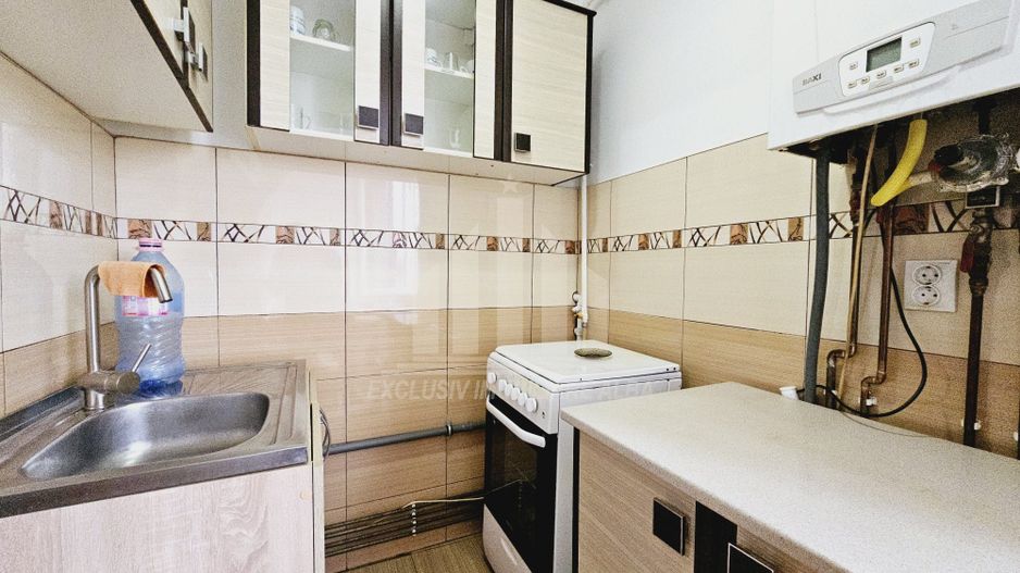 Garsoniera de vanzare in Centru - Poză 3