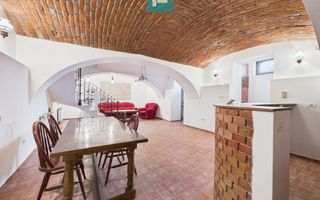 Apartament pe 3 niveluri - ultracentral, Arad - Poză 8