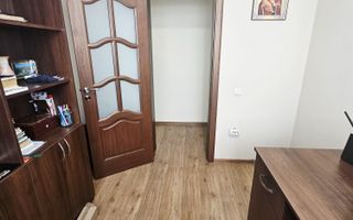 Vilă spațioasă Strejnicu S+P+1E+M, 8 camere, garaj, teren 595 mp - Poză 43