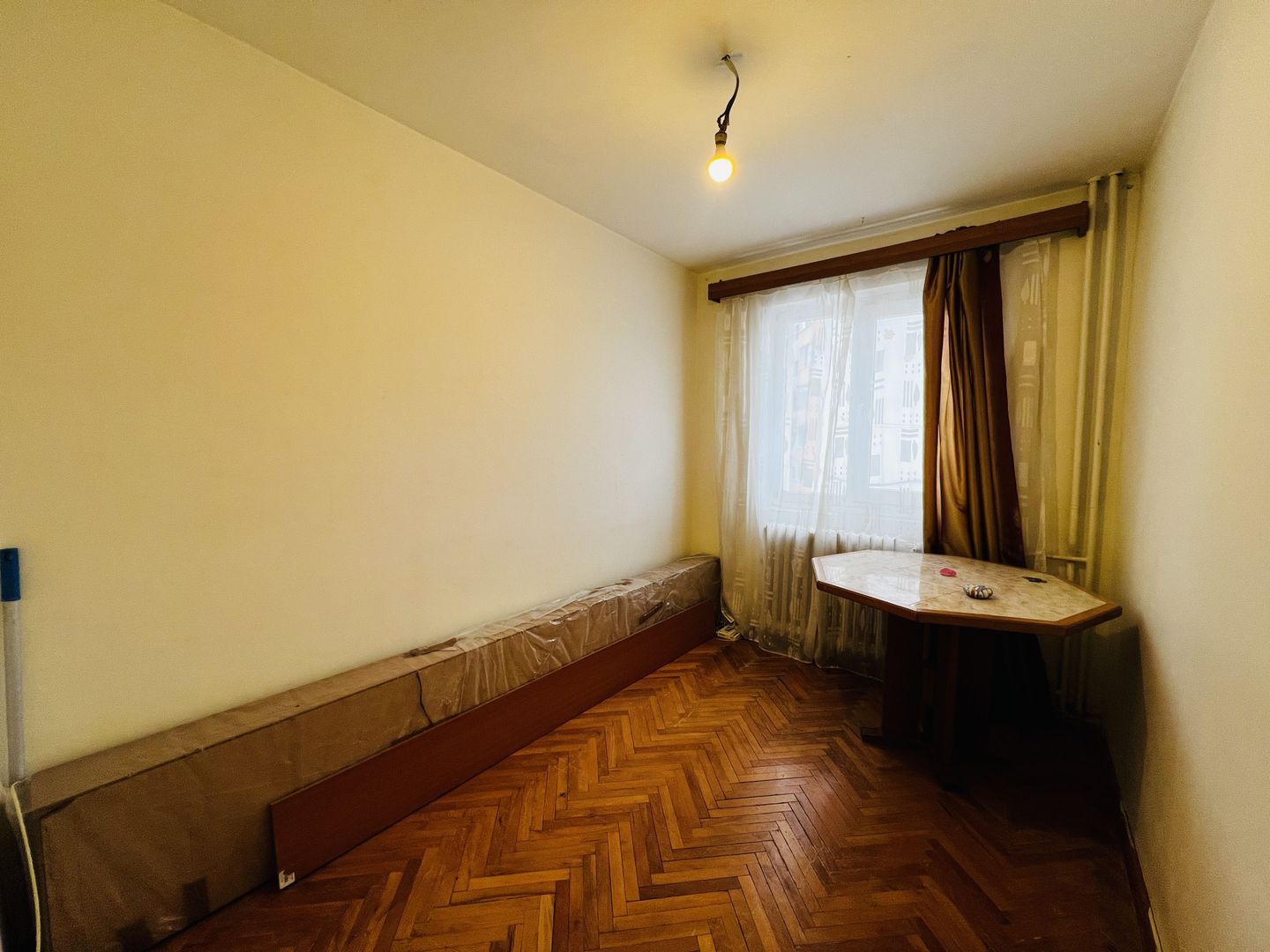 Apartament 4 Camere I Et 1 I Zona Girocului - Poză 3