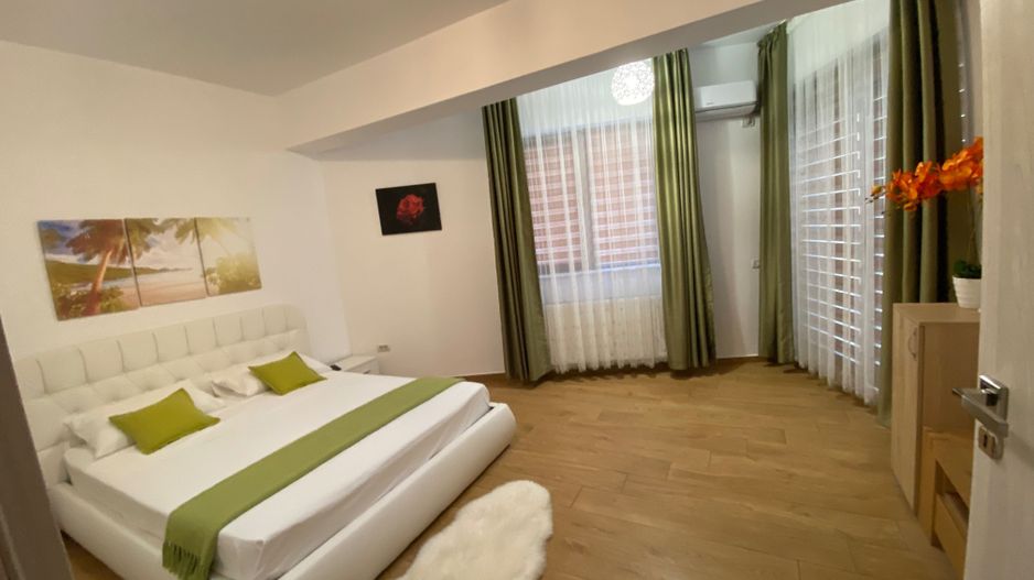 Vand/schimb ap 2 camere in Mamaia N - zona cluburilor - Poză 6