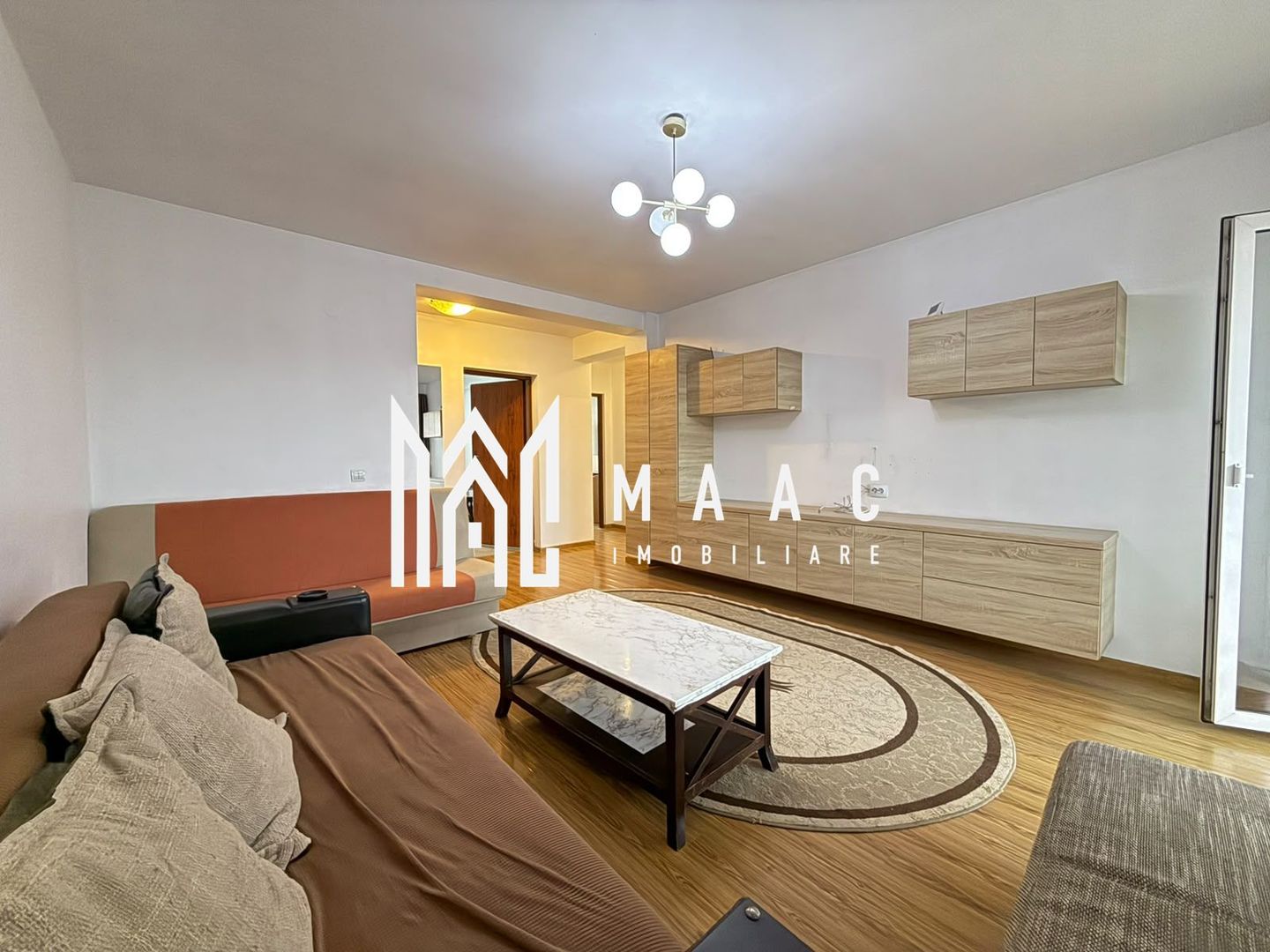 Apartament 3 camere | Etaj 2 | Decomandat | Terasa | Parcare - Poză 2