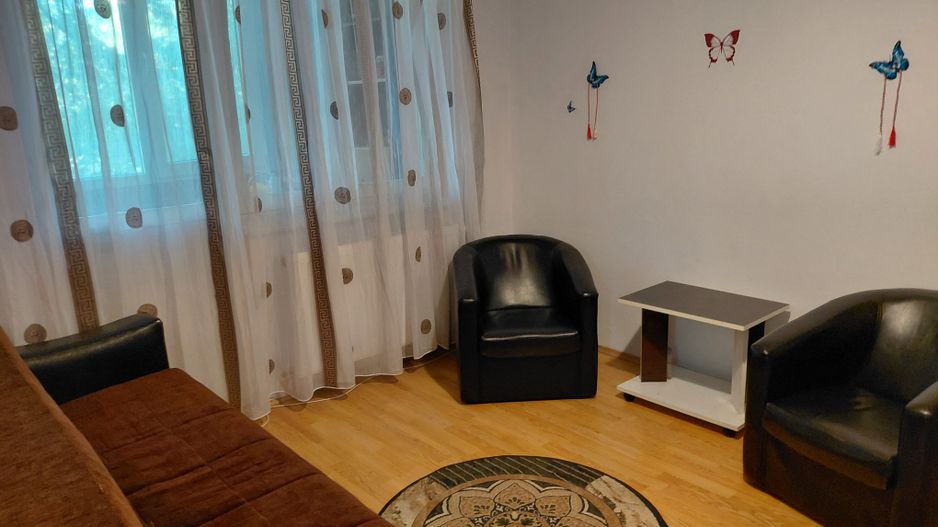 Apartament 2 camere, 45 mp, Micro 40 – Etaj 3/4, centrală termică, balcon - Poză 3