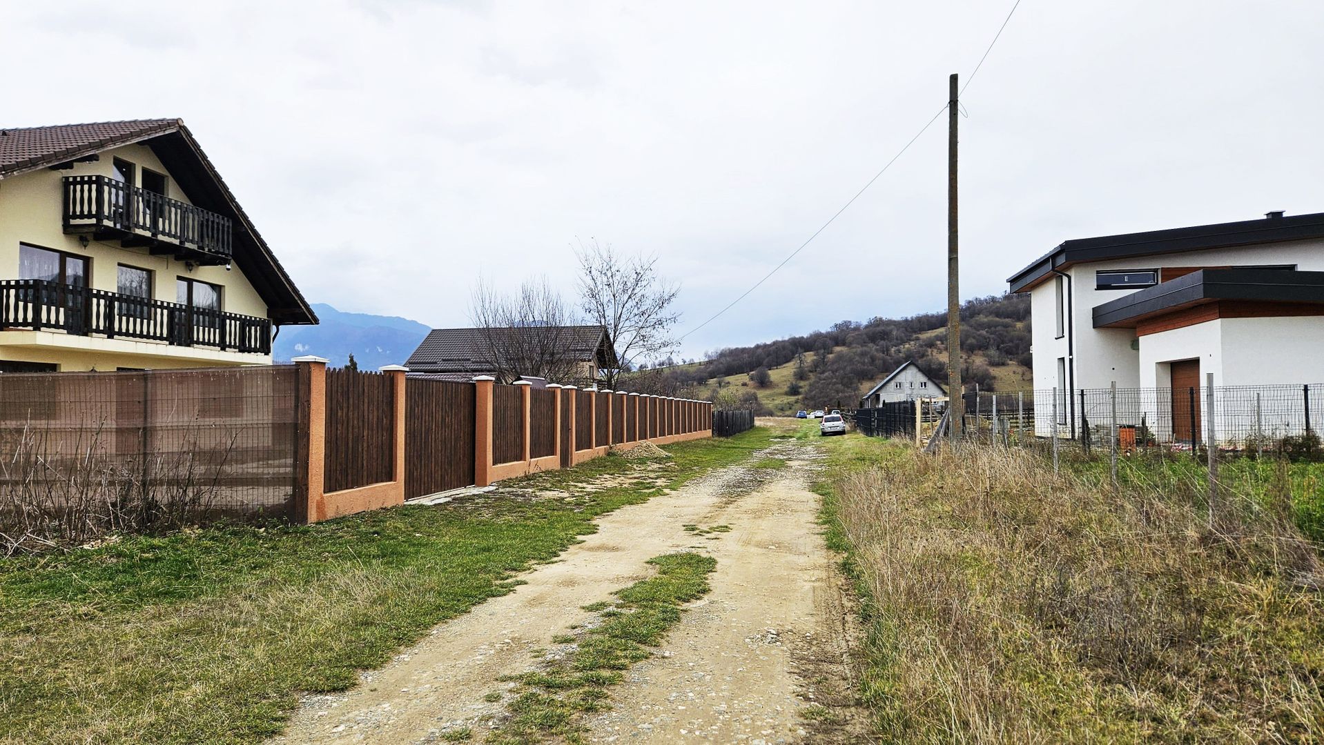 Rasnov -Glejarie 1000 mp front 42m posibilitate duplex sau 2 constructii - Poză 10