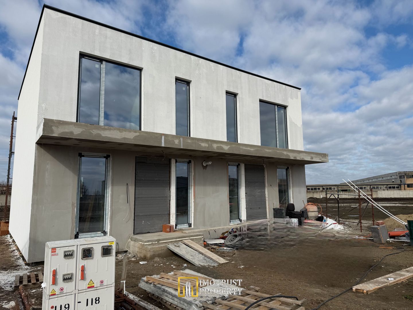 Case de vânzare în Zona AFI - ARAD - Poză 1