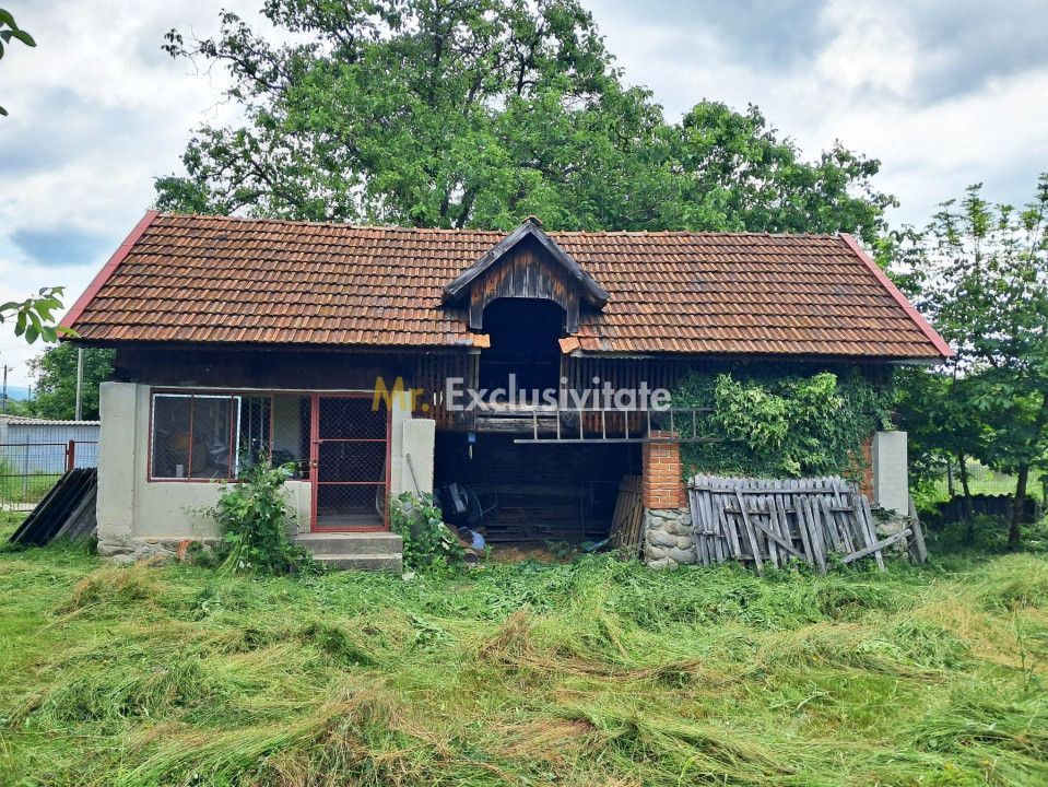 Casa cu teren la Polovragi - Poză 5