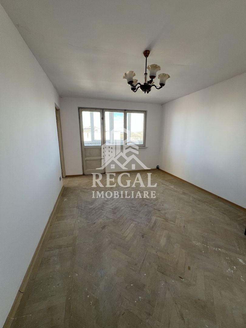 Apartament 3 camere de vânzare – Micro 7 - Poză 1