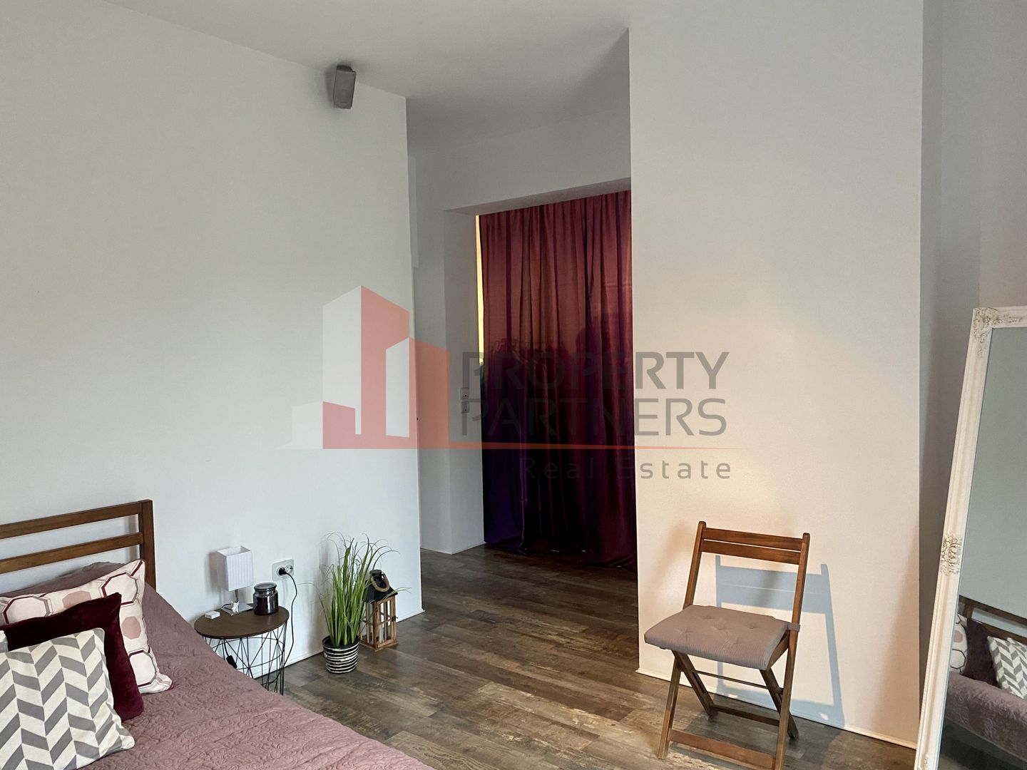Casa cocheta langa padure - Gulia, DB. - Poză 14