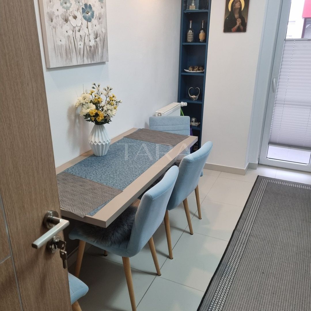 Apartament cu două camere, imobil nou, zona in dezvoltare. - Poză 4