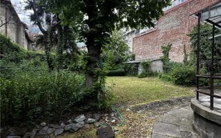 Casa Ultracentral dublu front acces auto - Poză 5