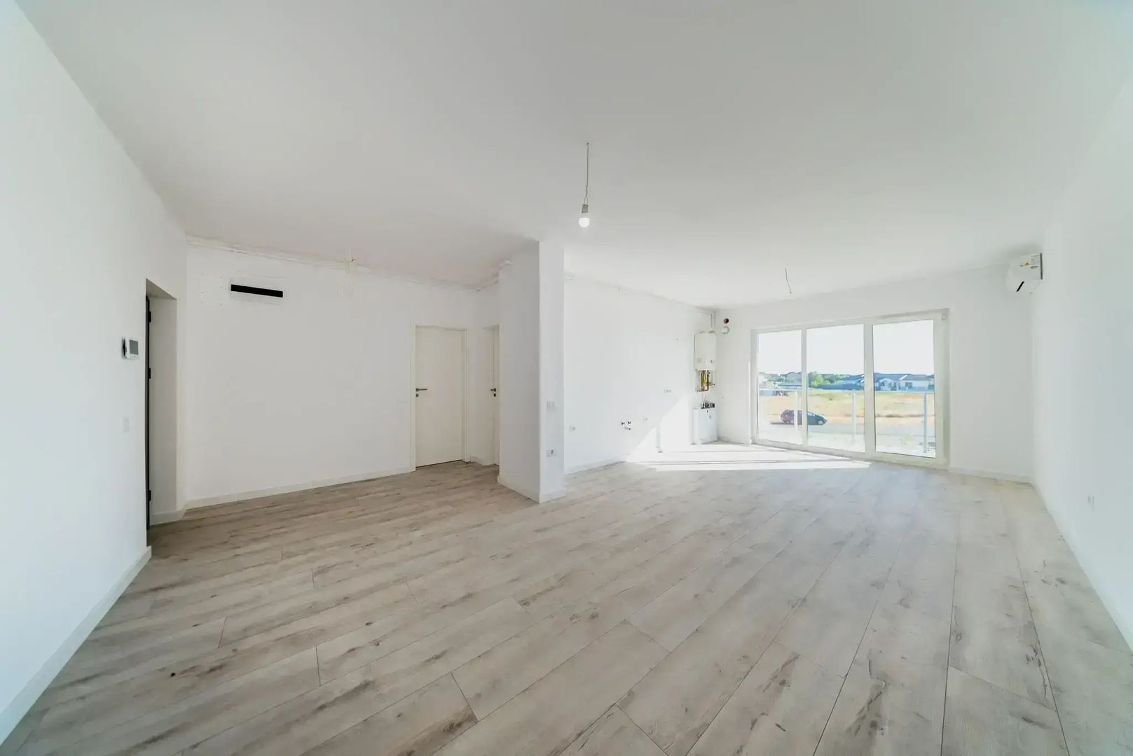 Apartament 3 camere de vanzare zona Micalaca - Poză 7