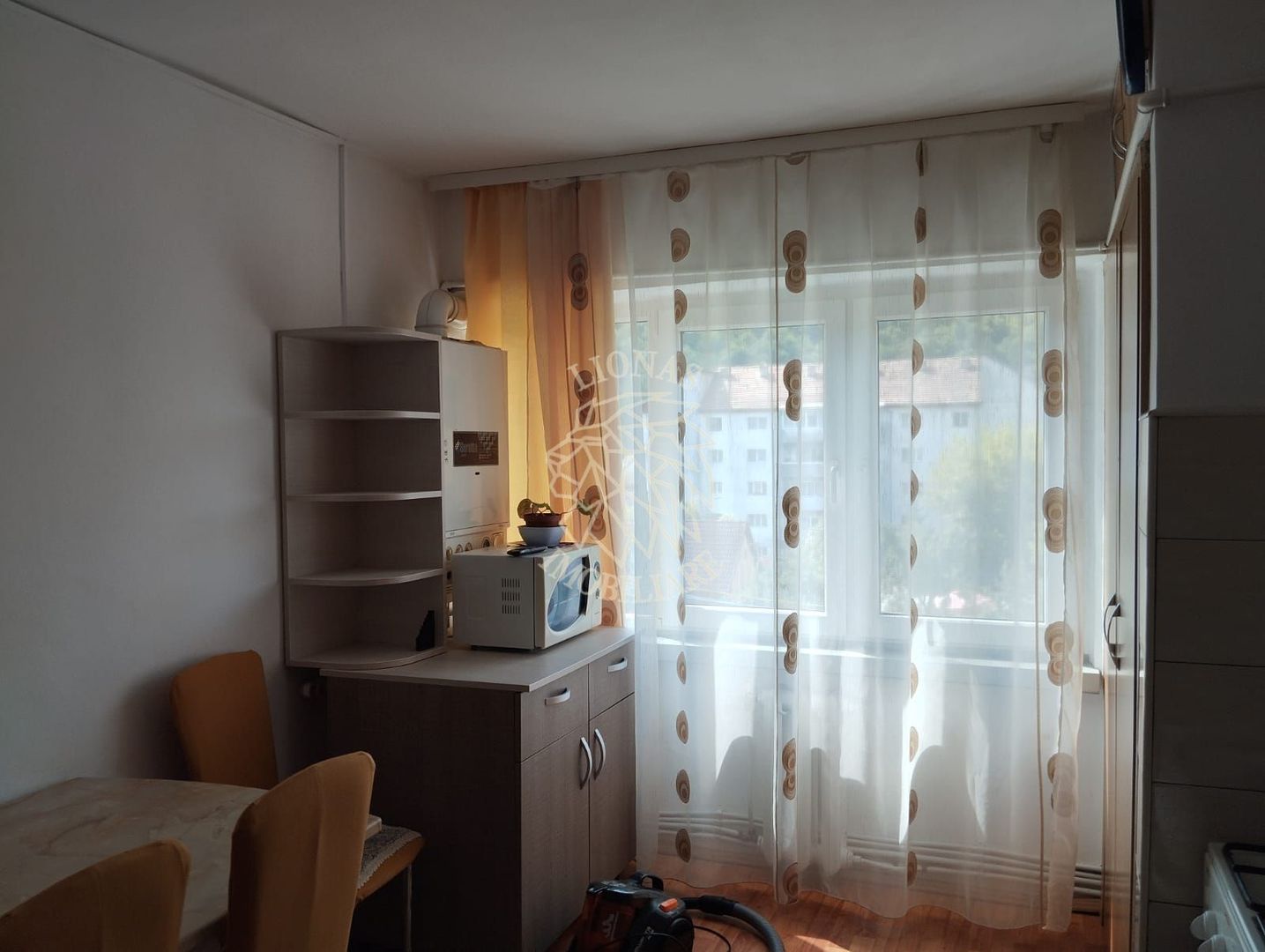 Apartament 2 camere-etaj 3-parcare-Zona Stefan cel Mare - Poză 3