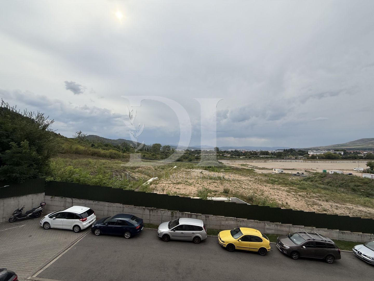 Apartament etaj intermediar / complet decomandat / Zona BMW - Poză 12