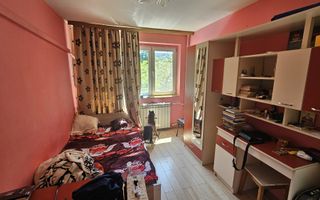 DE VANZARE APARTAMENT 3 CAMERE 69 MP GORJULUI | SEMIDECOMANDAT |METROU - Poză 5