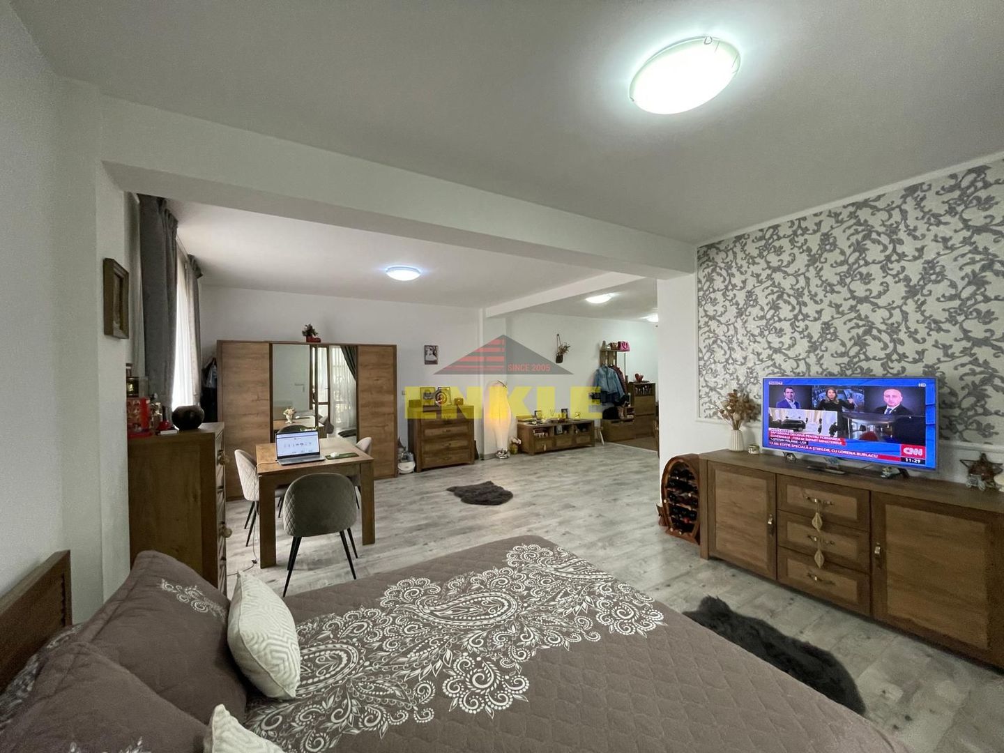 DE VANZARE APARTAMENT CU DOUA CAMERE IN BLOC NOU - Poză 3