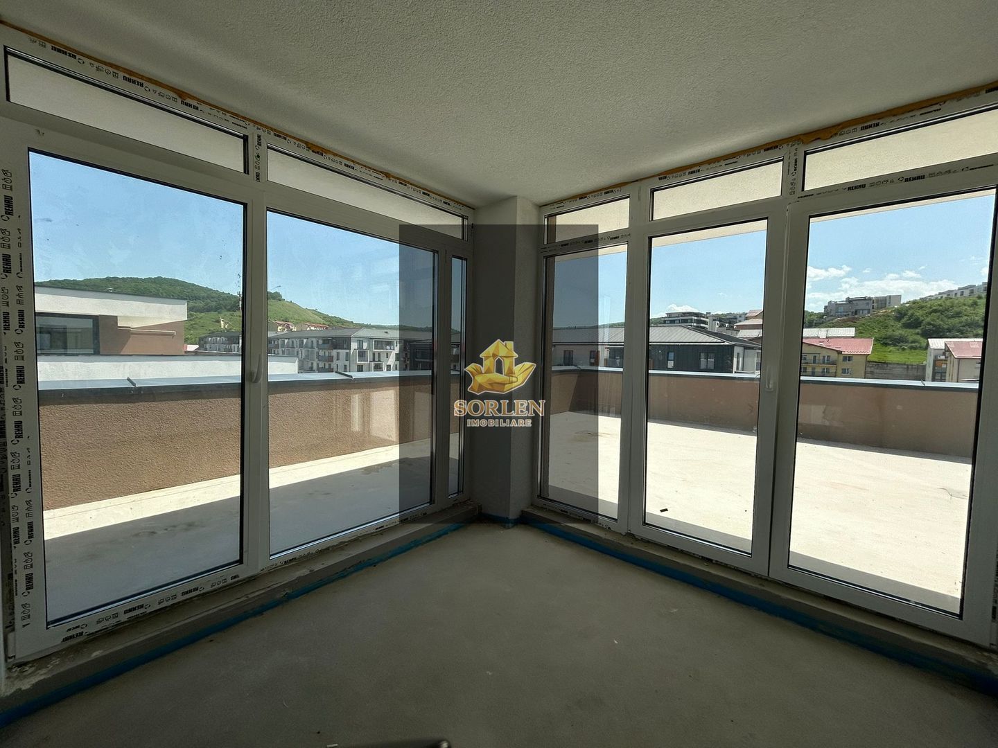 PENTHOUSE DE VÂNZARE | ZONA EROILOR, FLOREȘTI - Poză 10