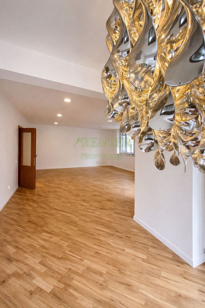 Apartament cu grădină Herăstrău Parcare subterană | Renovat complet - Poză 2