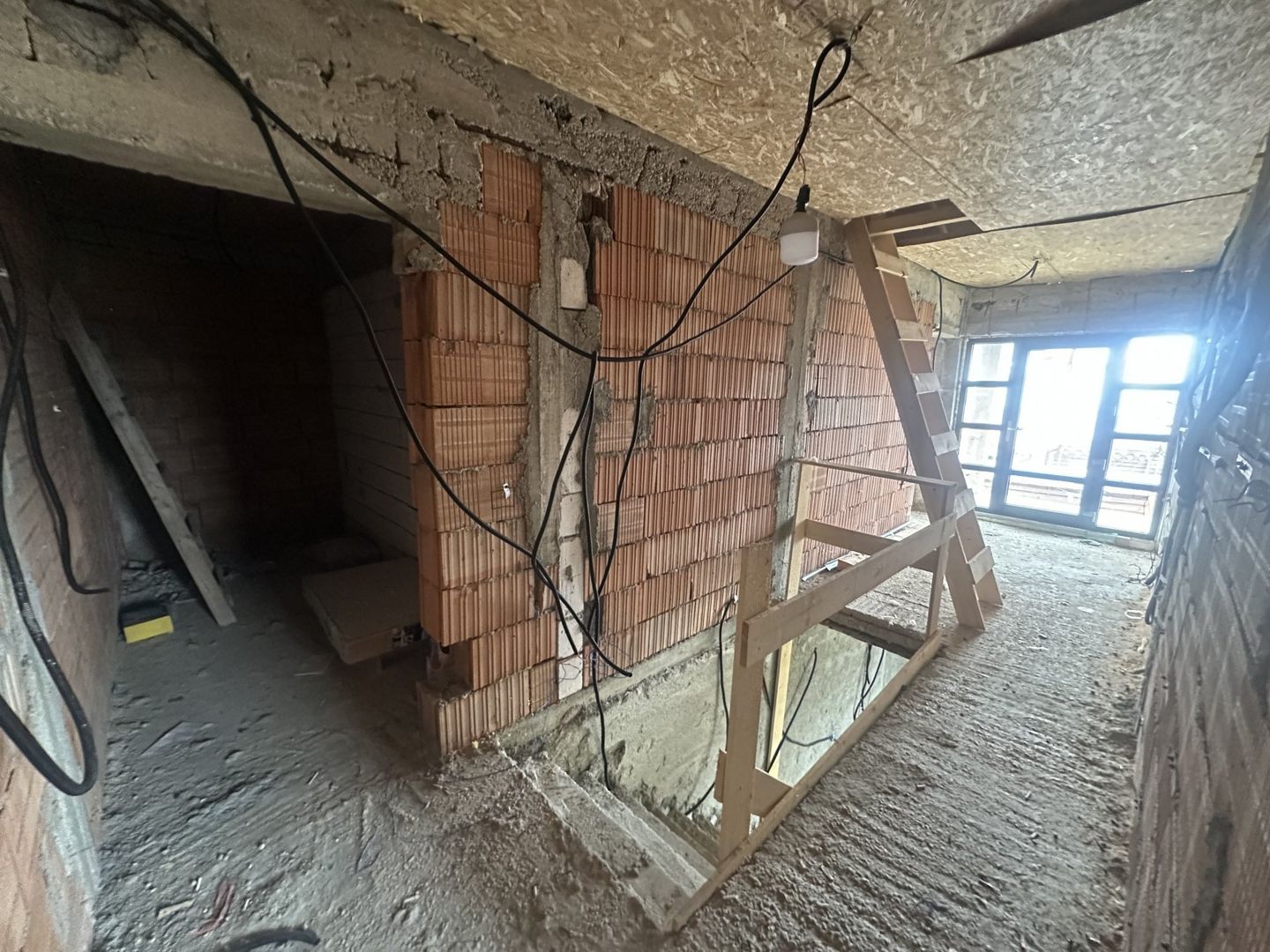 STEFANESTII DE JOS, CASA P+1E, TEREN 242 MP! - Poză 15
