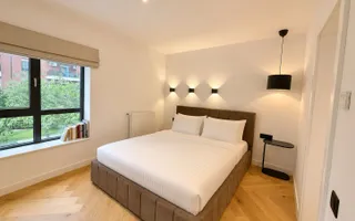 ELEGANT TOWNHOUSE | PRIVATE GARDEN | PANORAMIC TERRACES | - Poză 13