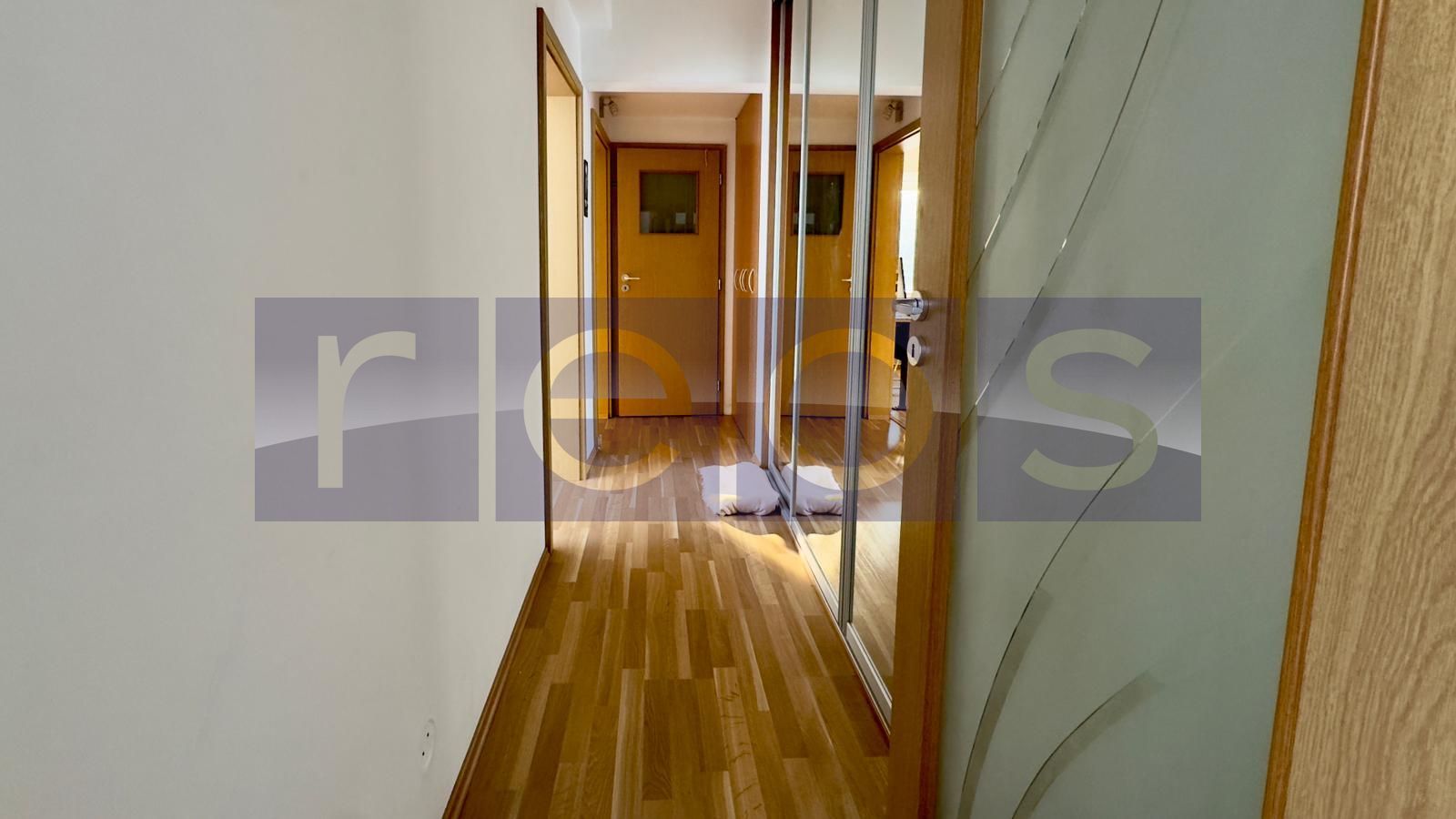 VANZARE APARTAMENT 3 CAMERE 65MP METROU IANCULUI DUBLU VEDERE SEMIDECOMANDAT - Poză 10