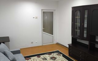 Apartament 3 camere, zona Mircea cel Bătrân, Iași - 600 EUR/lună - Poză 2