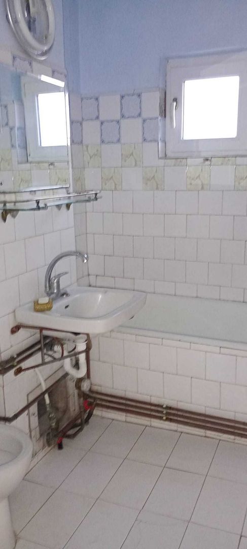 Apartament 2 camere zona Sagului cu centrala - Poză 7