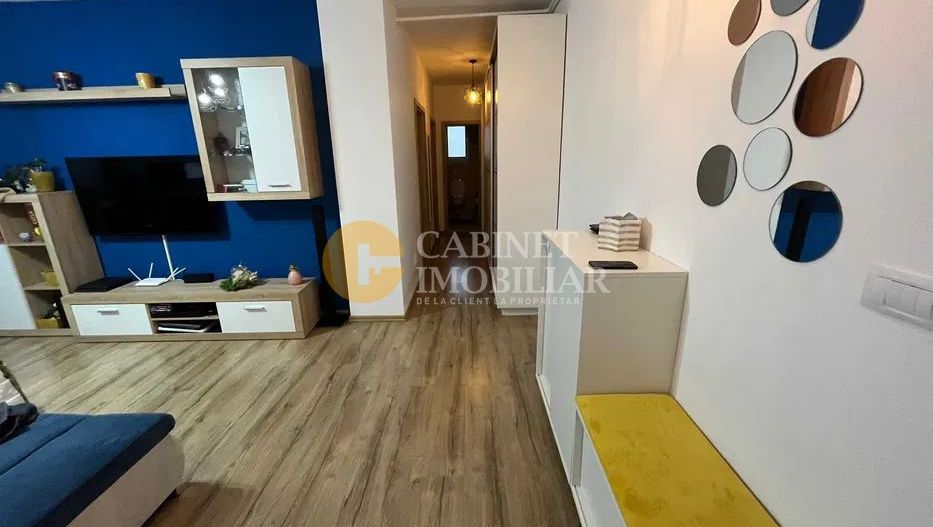 Cug 2 Camere Decomandat Etaj 4 .60 mp - Poză 1