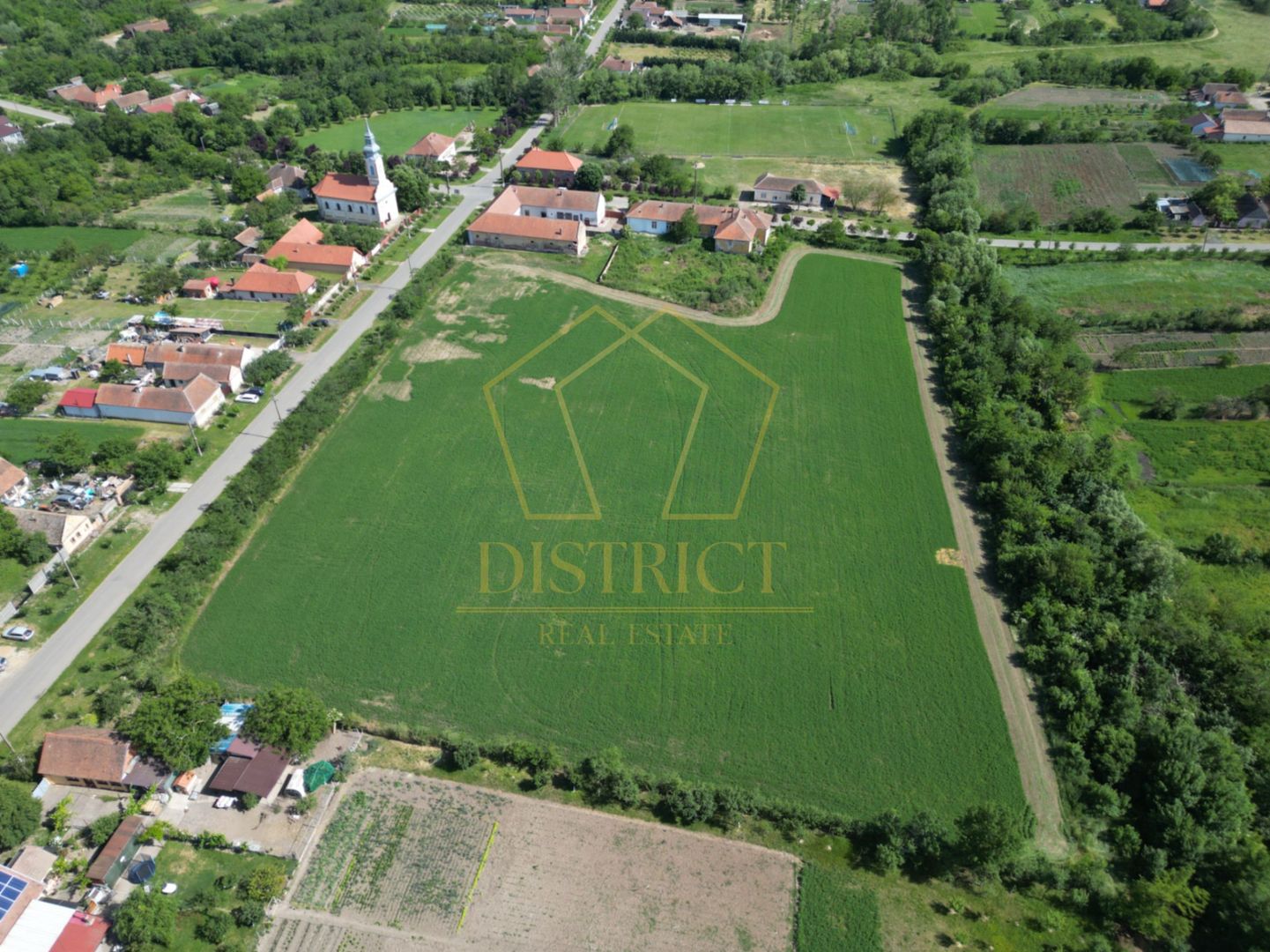 Teren de 1.6ha ideal pentru dezvoltare rezidentiala sau proiect turistic - Poză 3