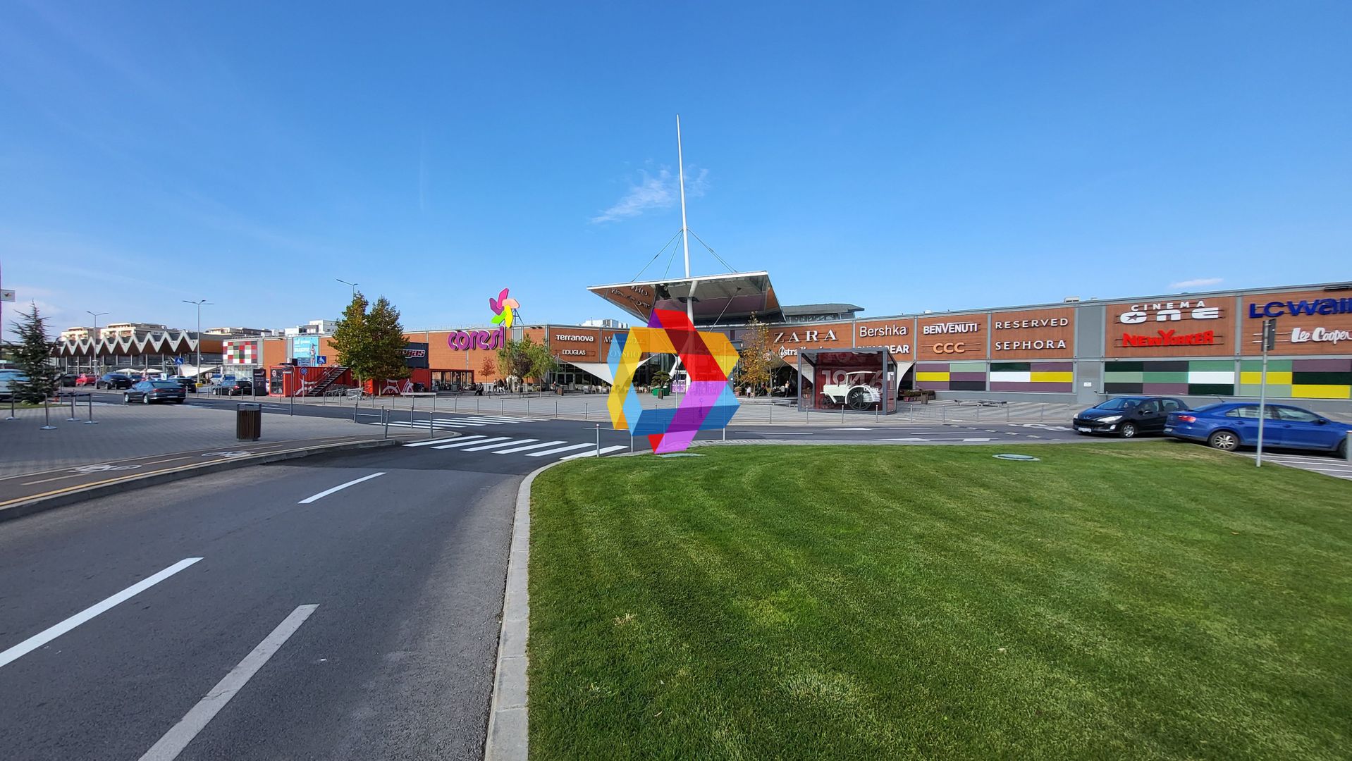 Spatiu comercial zona Coresi  - 124 mp - Poză 1