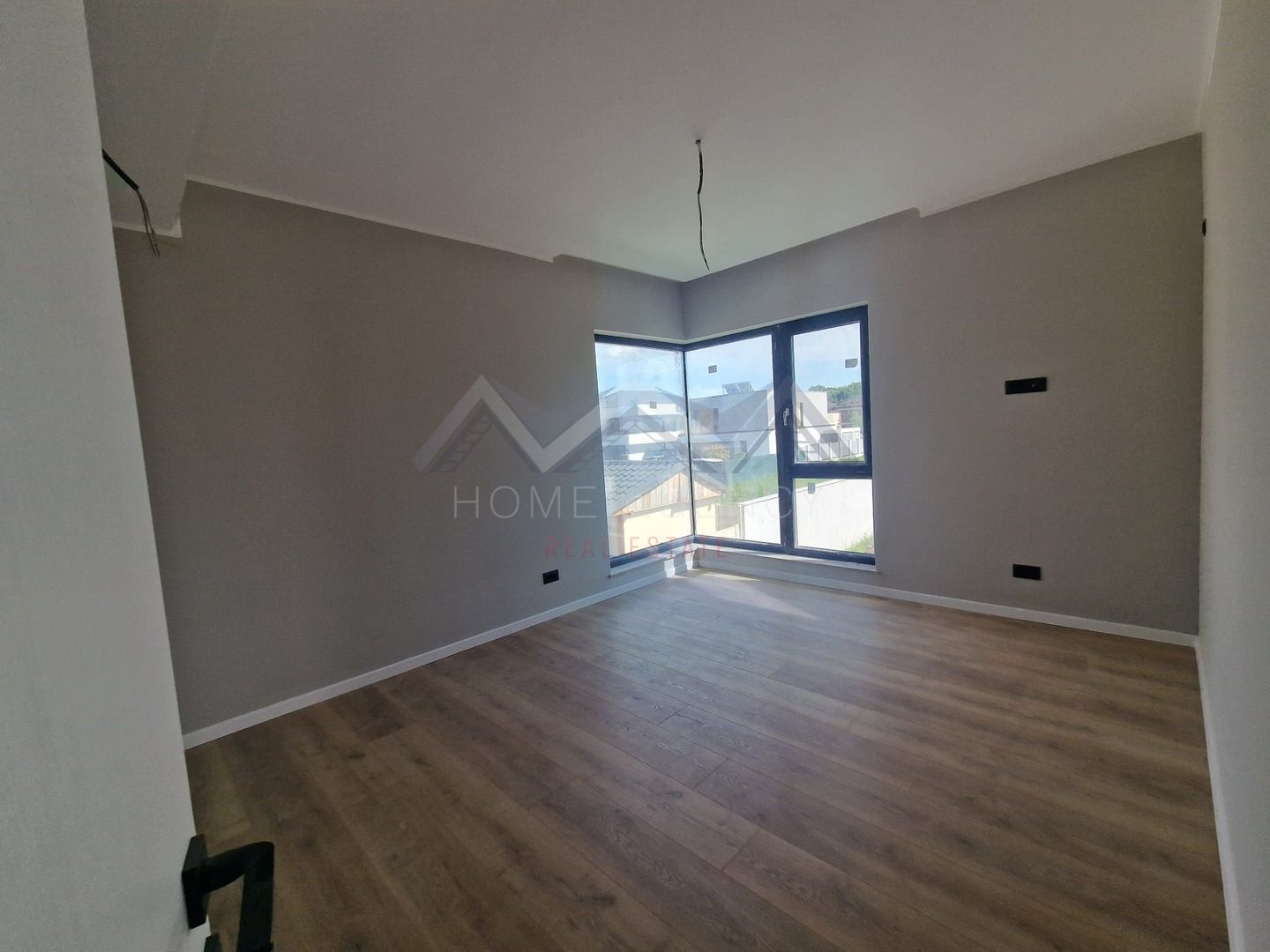 Casă nouă de vânzare lângă Pădurea Tunari – 5 camere, 306 mp teren - Poză 8