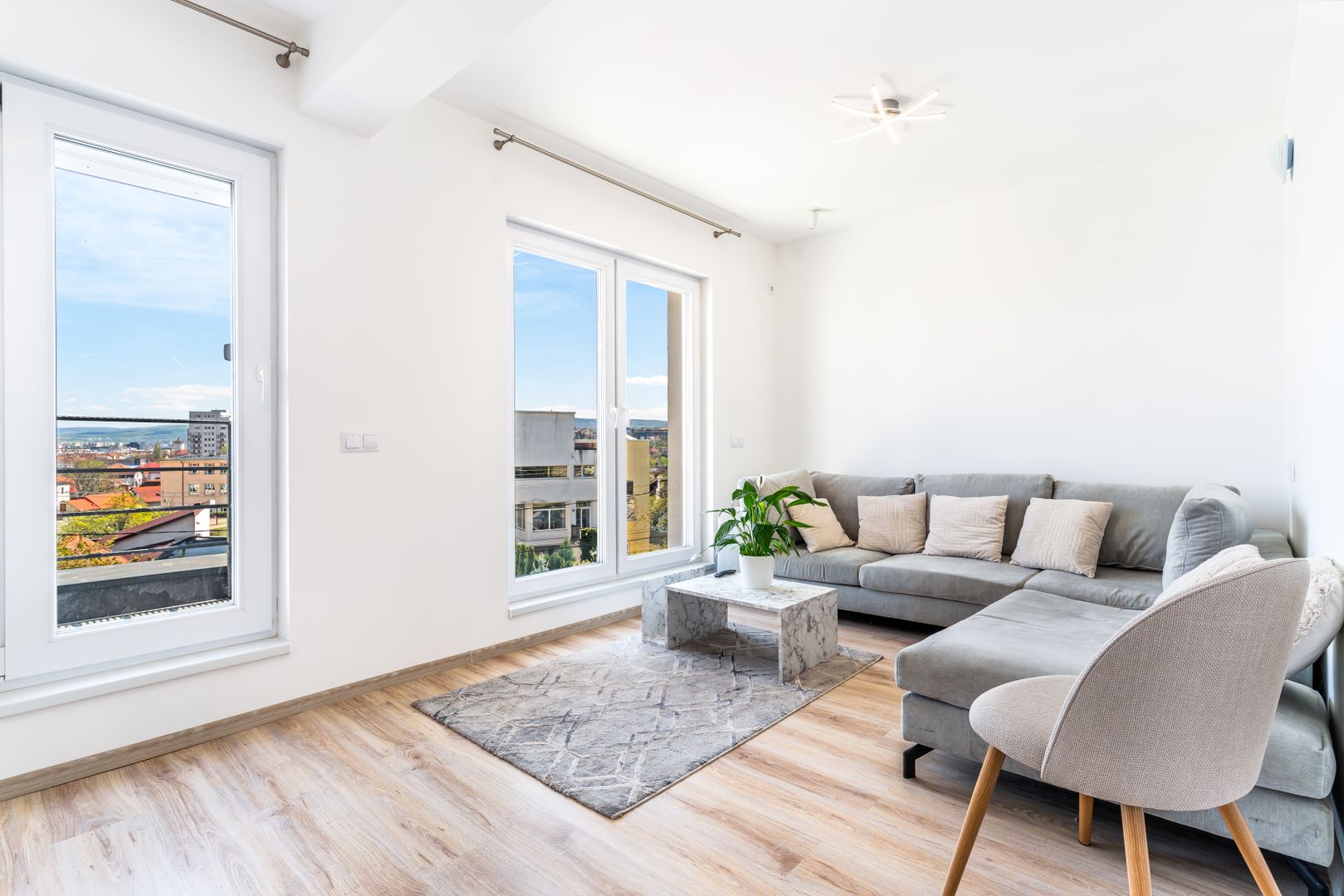 Duplex modern de inchiriat, comision 0%, 3 dormitoare, 3 bai - Poză 9