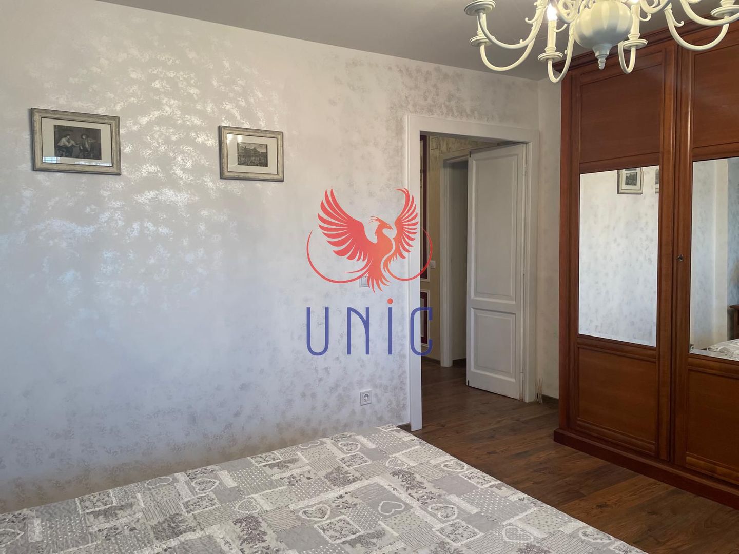 Proprietate deosebita, in inima orasului - Poză 14