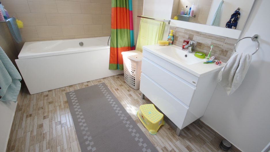 Casa individuala cu garaj - Poză 9