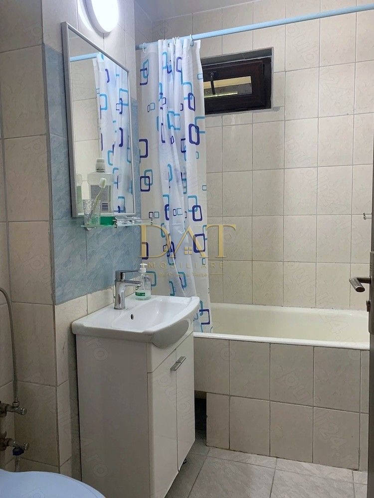 De vanzare apartament 3 camere | semidecomandat | Cartierul Gheorgheni - Poză 10