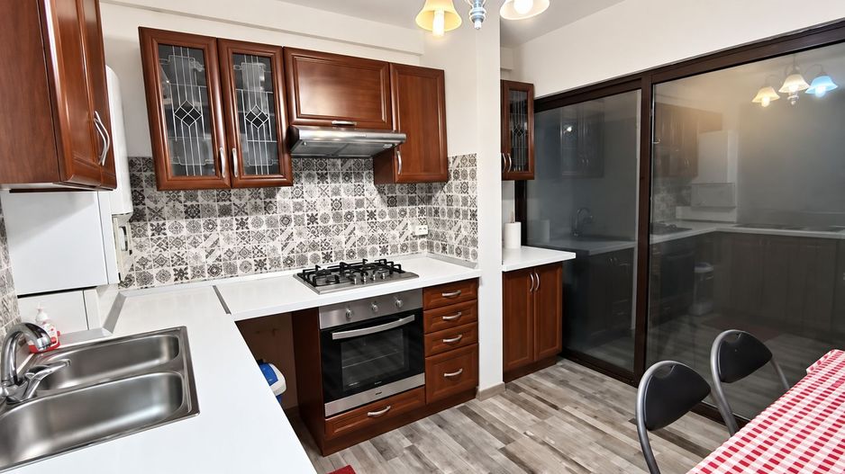 Apartament modern 2 camere SD et.1 430euro Podu de Piatra - Poză 3
