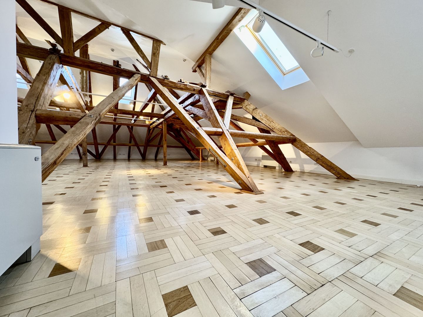 Spațiu Birou - Mansarda Cosy - Poză 5