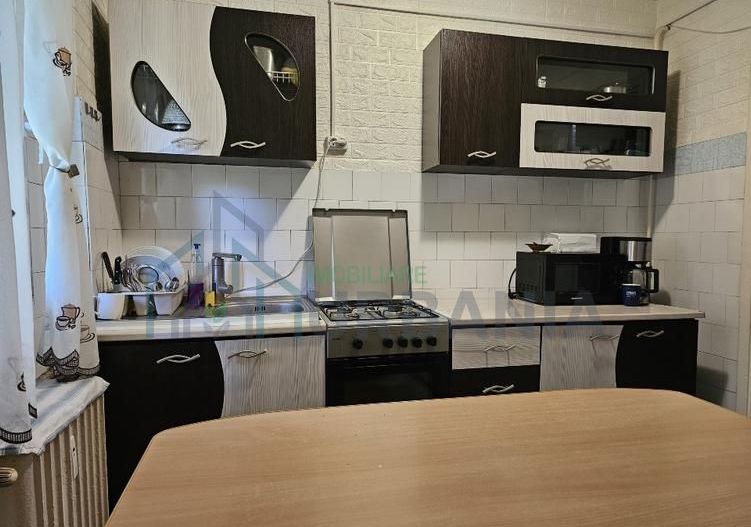 Apartament 3 camere semidecomandat, Iasi, strada Decebal 12, etaj 1, 61.27 mp utili + balcoane - Poză 4