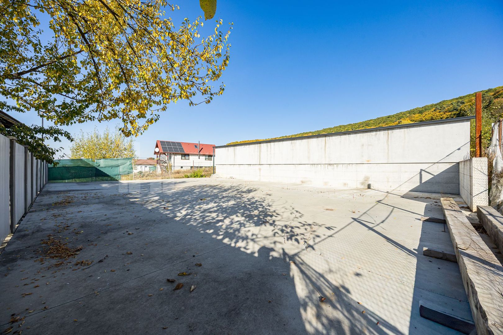 Casă 4 camere, garaj, foișor, grajd, 6000mp teren lângă padure - Poză 17