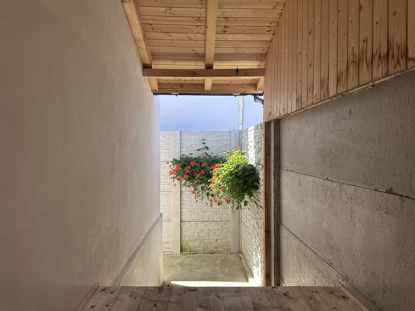 Gata de locuit! Vanzare casa cu 5 camere in Priboiu, com.Branesti - Poză 35