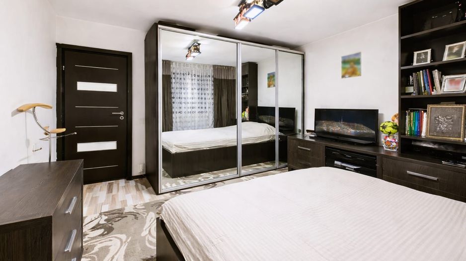 Apartament 4 camere de vanzare Dristor - Poză 2