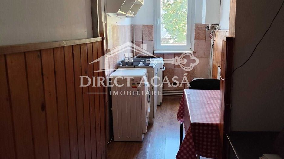 Apartament cu 3 camere de inchiriat-Str Godeanu-Zona Dambu - Poză 5
