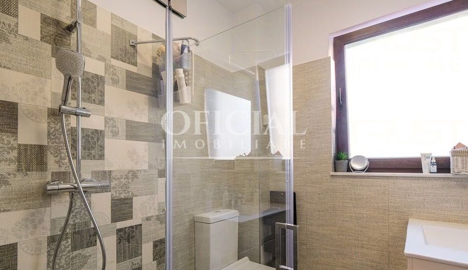 Casa tip duplex | Curte | 3 Parcari | Zona Urusagului | Floresti - Poză 13